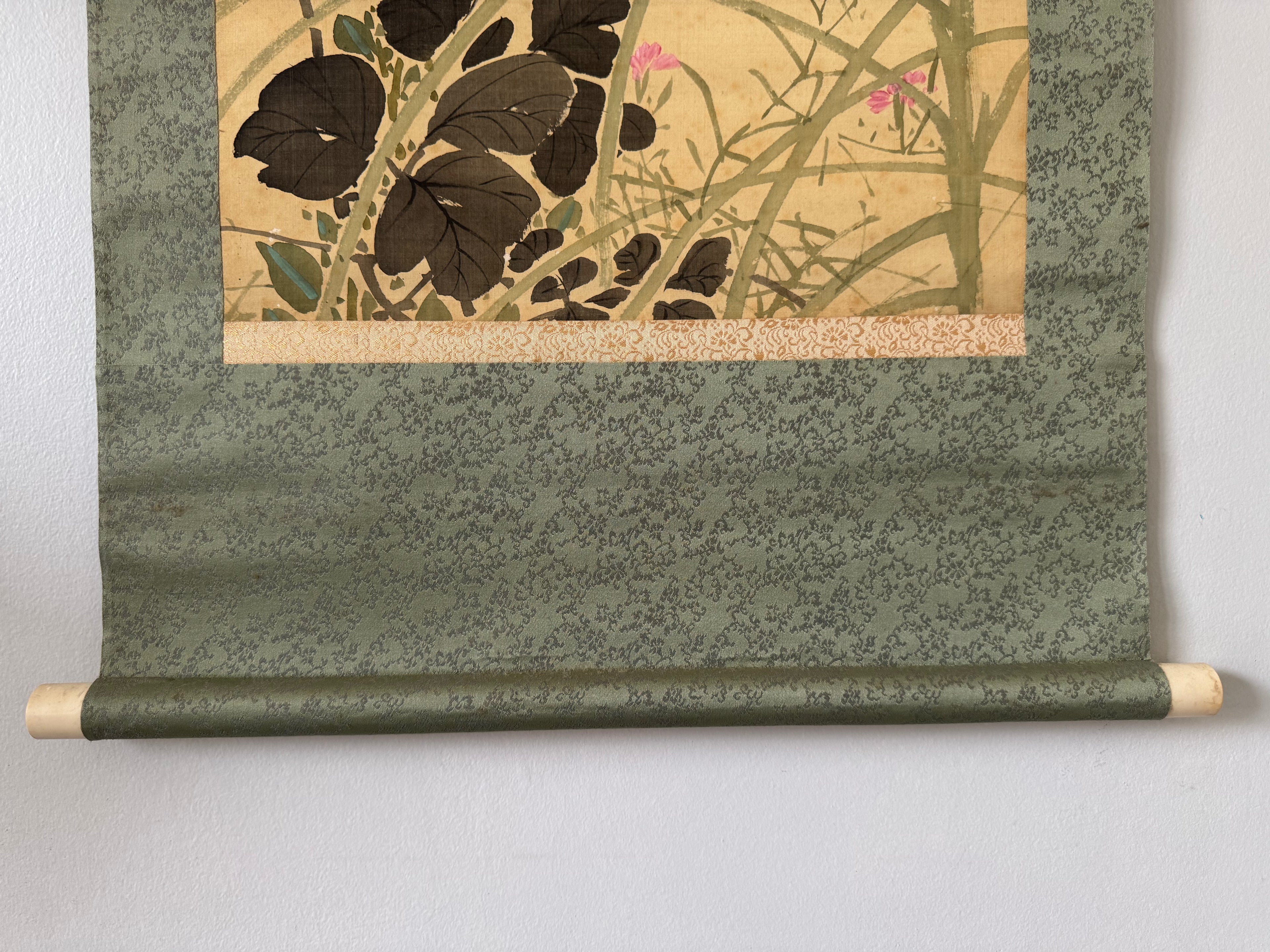 Japanese Flower Calligraphy Hanging Scroll – Autumn Kacho-ga Nihonga Painting by Shuho, Modern Kakemono with Kanshi Poetry