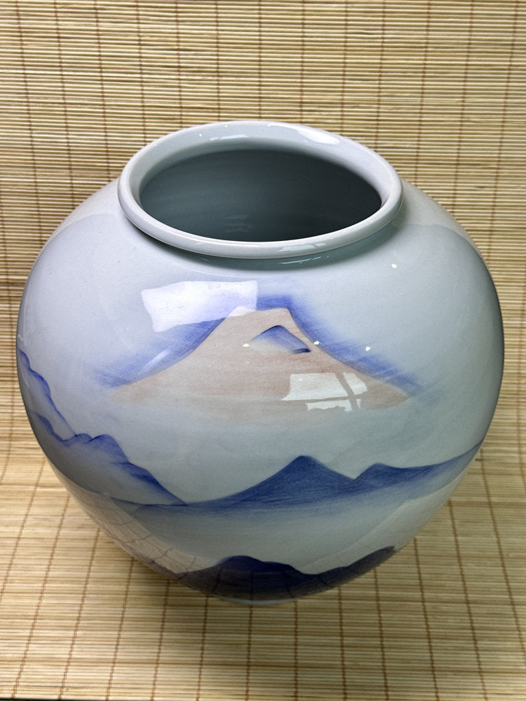 Korean Baekja Porcelain Vase, "Ai no Tsubo" 1993 Japan Charity Commission