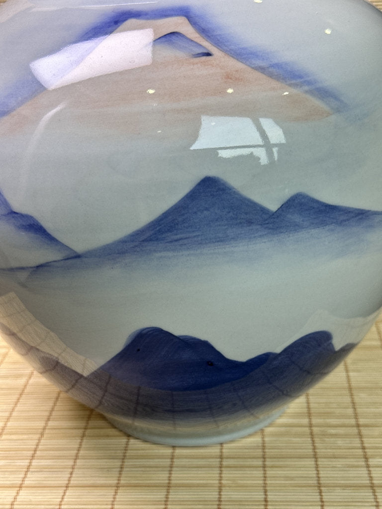Korean Baekja Porcelain Vase, "Ai no Tsubo" 1993 Japan Charity Commission