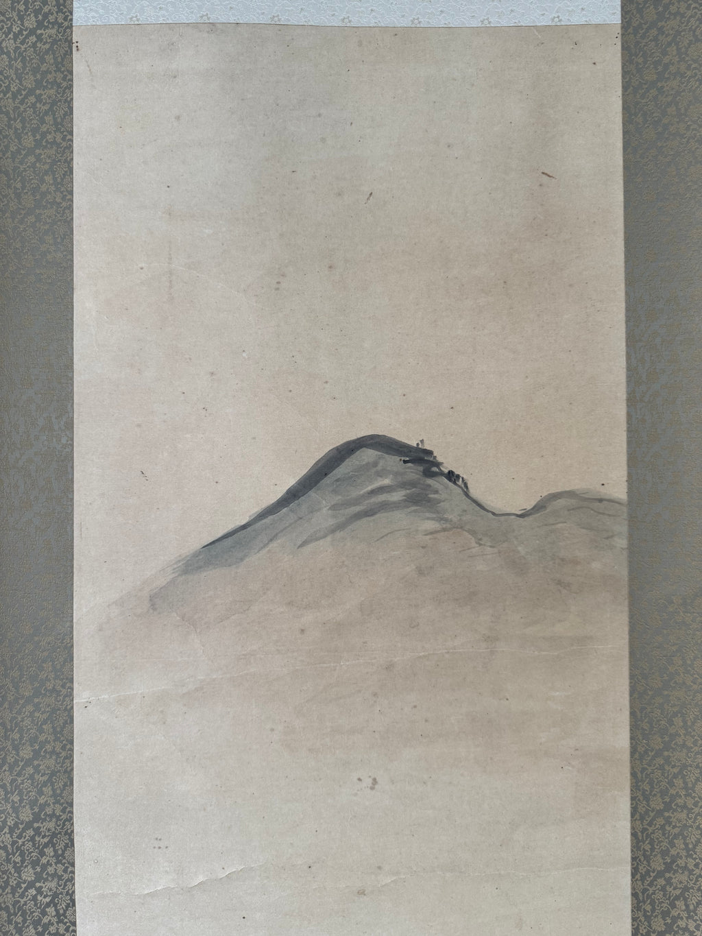 Vintage Japanese Landscape Kakemono Scroll – Misty Mountain Village Ink Painting – Traditional Sansui Wall Art