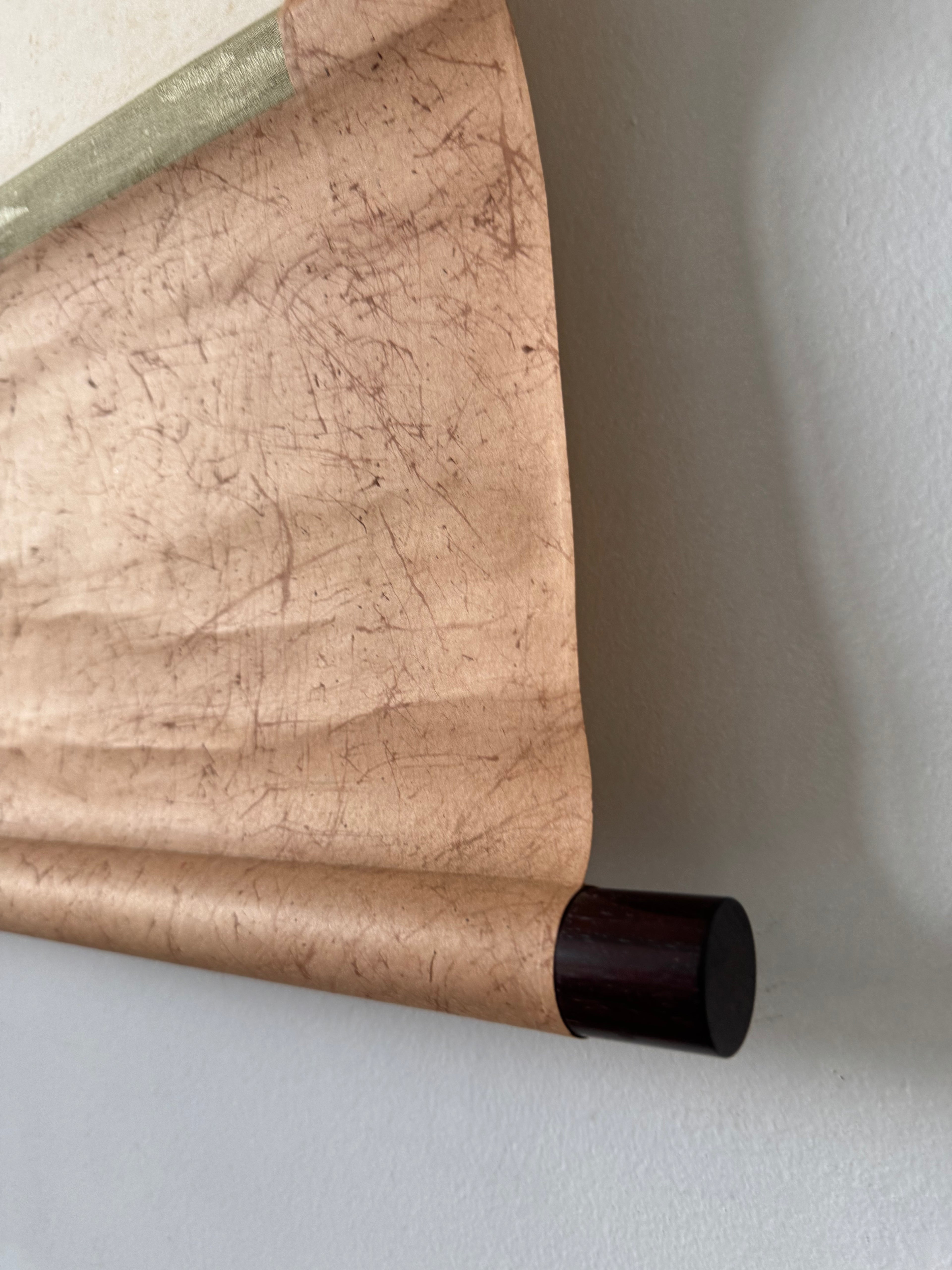 Japanese Kakemono Ink Painting – Kimono Girl Figure Scroll, Sumi-e Artwork, Showa Period