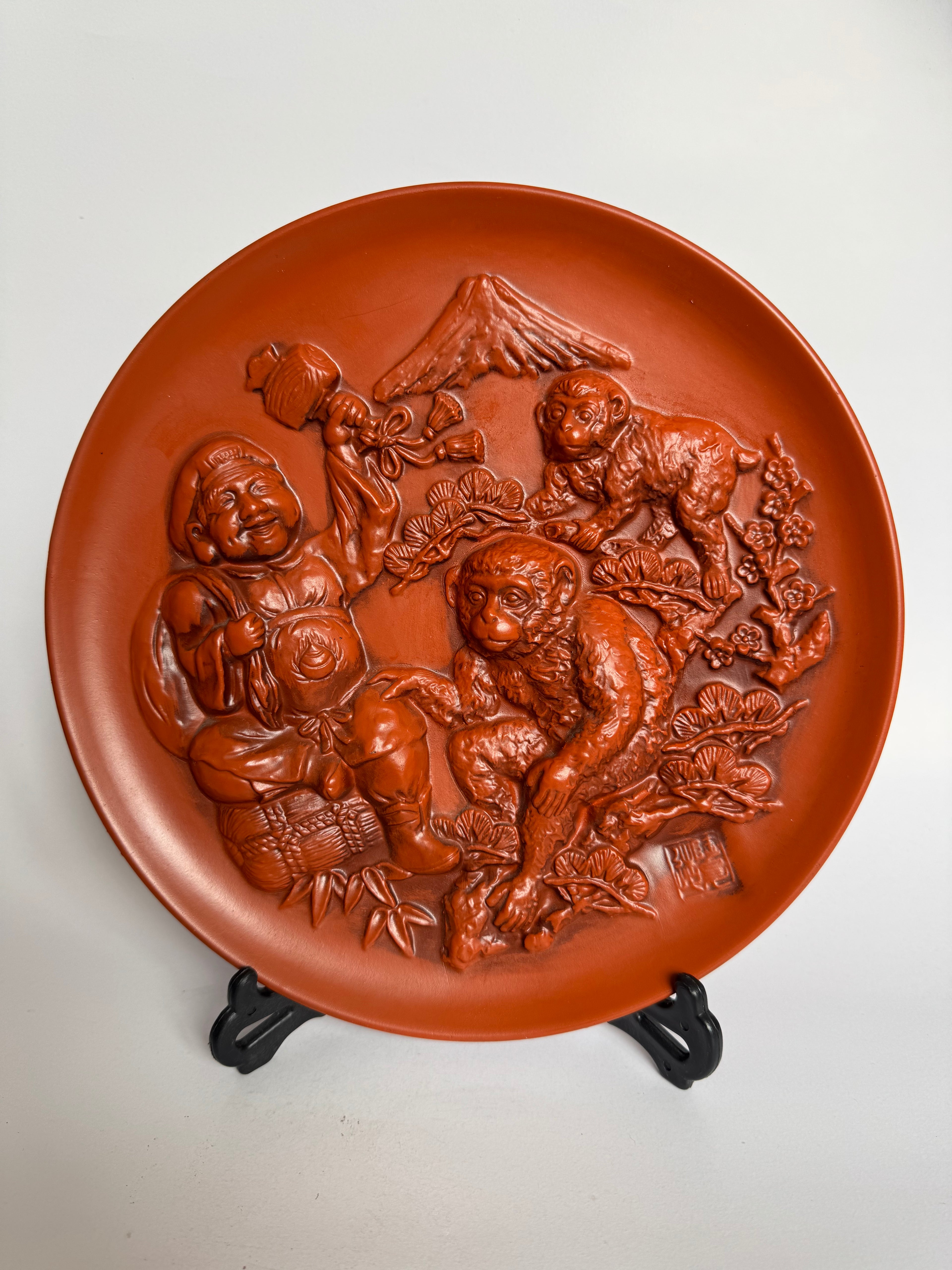 Japanese Art Plates & Tea Trays - Handcrafted Decorative Pottery