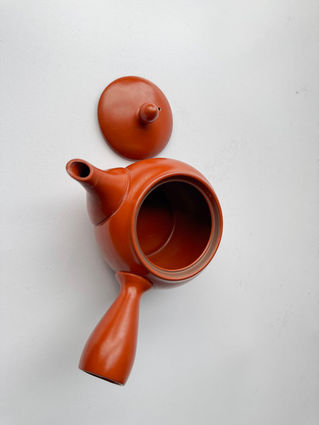 Vintage Tokoname Kyusu Teapot – Hand-Carved Peony Motif, Red Clay, Japanese Green Tea Pot