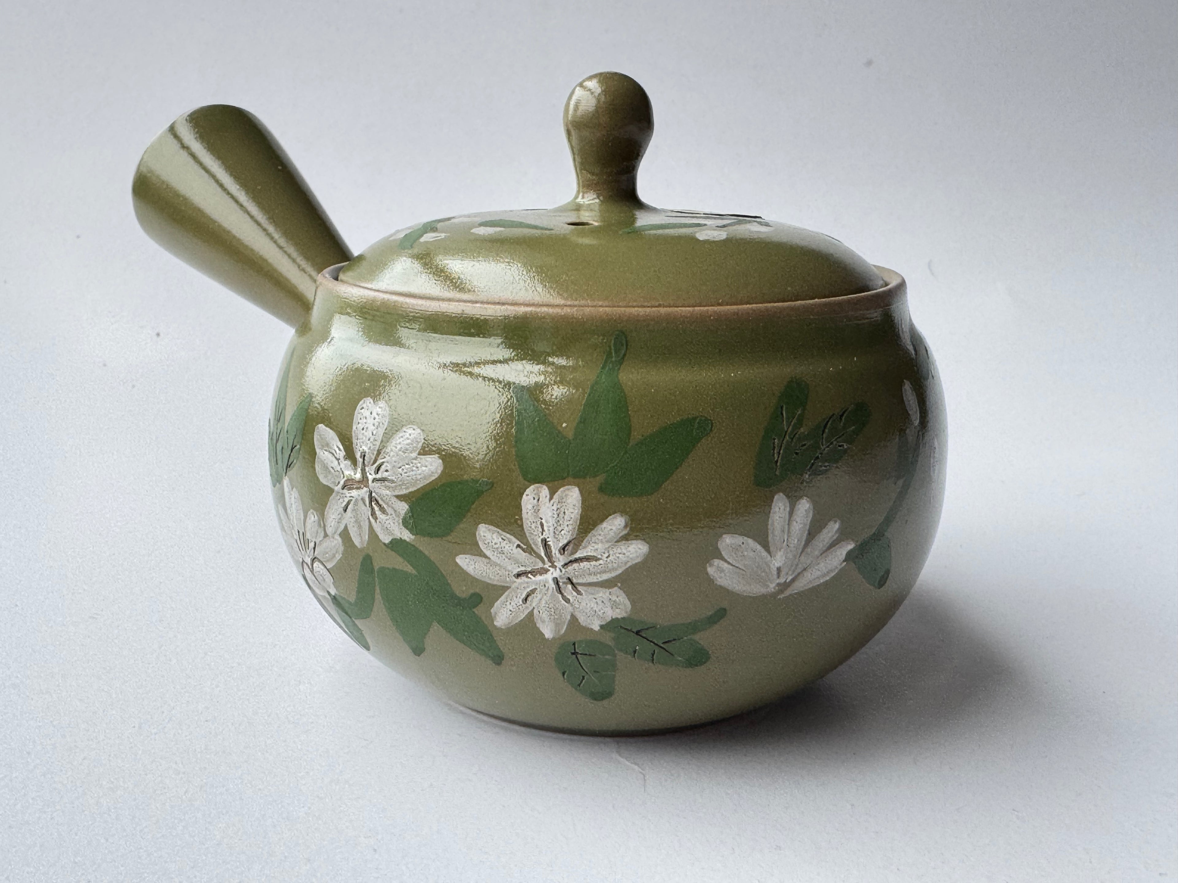 Vintage Japanese Kyusu Teapot – Hand-Painted Floral Motif, Moss Green Glaze, Metal Mesh Filter