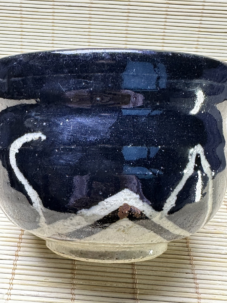 Vintage Japanese Kuro-Oribe Style Chawan, Black Glaze with Iron-Painted Window, Matcha Tea Bowl, Wabi-Sabi