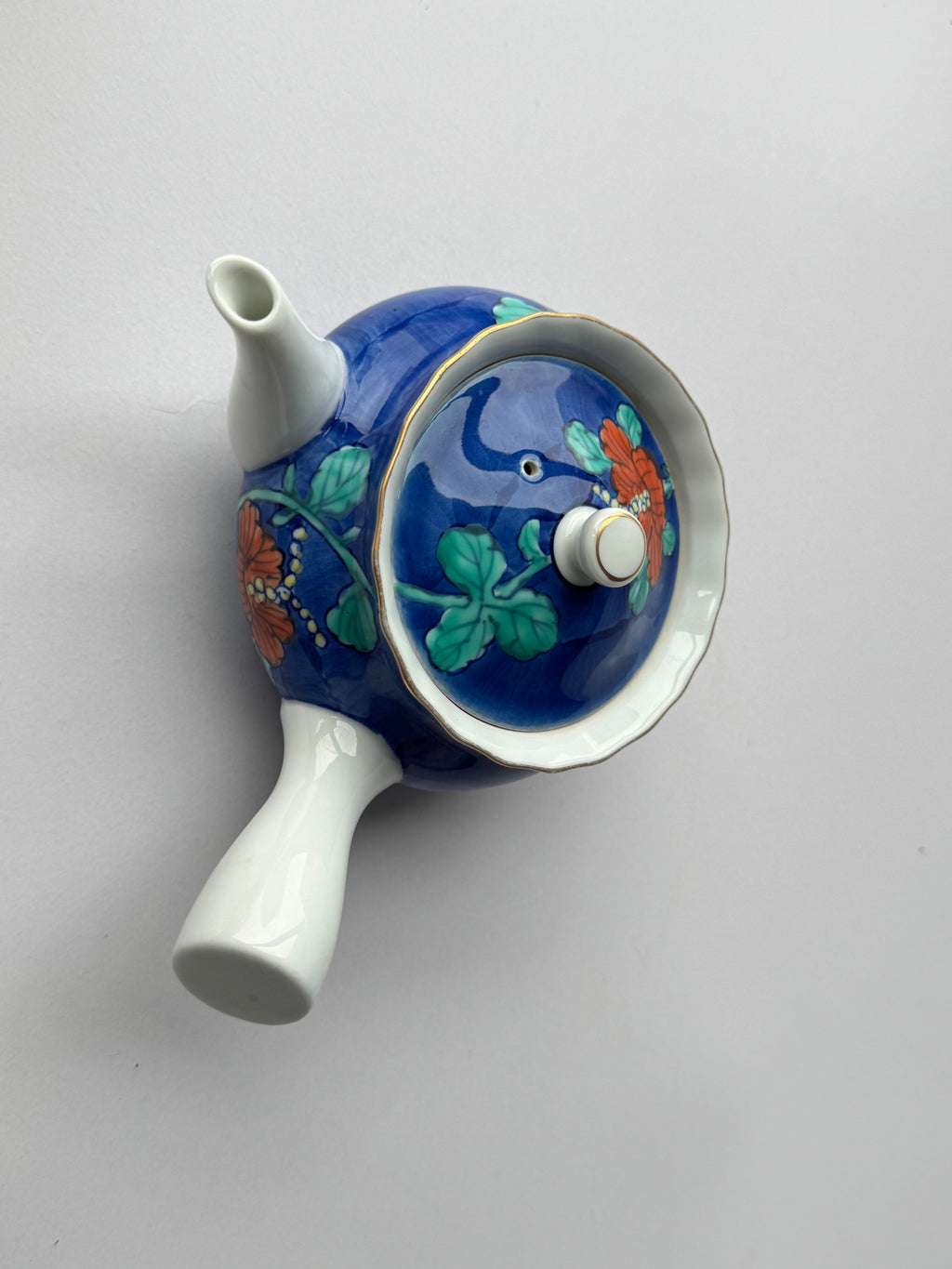 Vintage Arita Porcelain Teapot – Hand-Painted Floral Design, Blue Glaze Kyusu