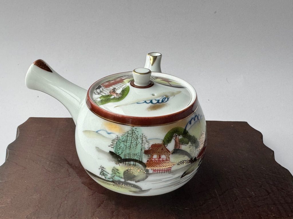 Vintage Kutani Porcelain Teapot – Hand-Painted Japanese Landscape, White Glaze Kyusu
