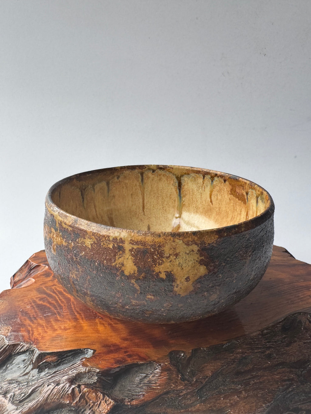 Shigaraki Chawan – Handcrafted Japanese Wabi-Sabi Tea Bowl