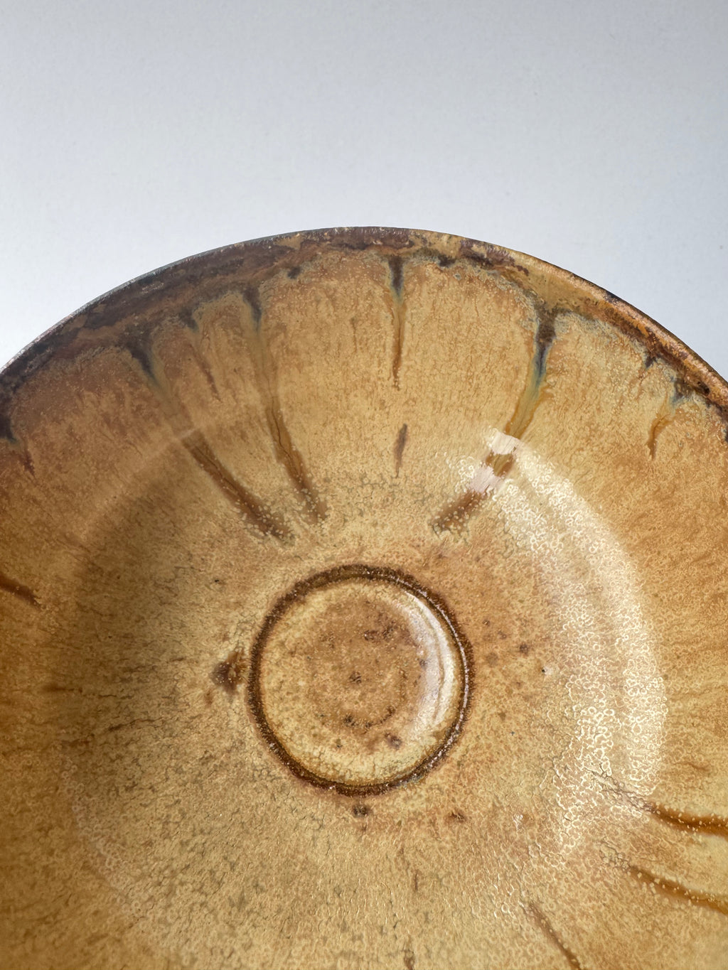 Shigaraki Chawan – Handcrafted Japanese Wabi-Sabi Tea Bowl