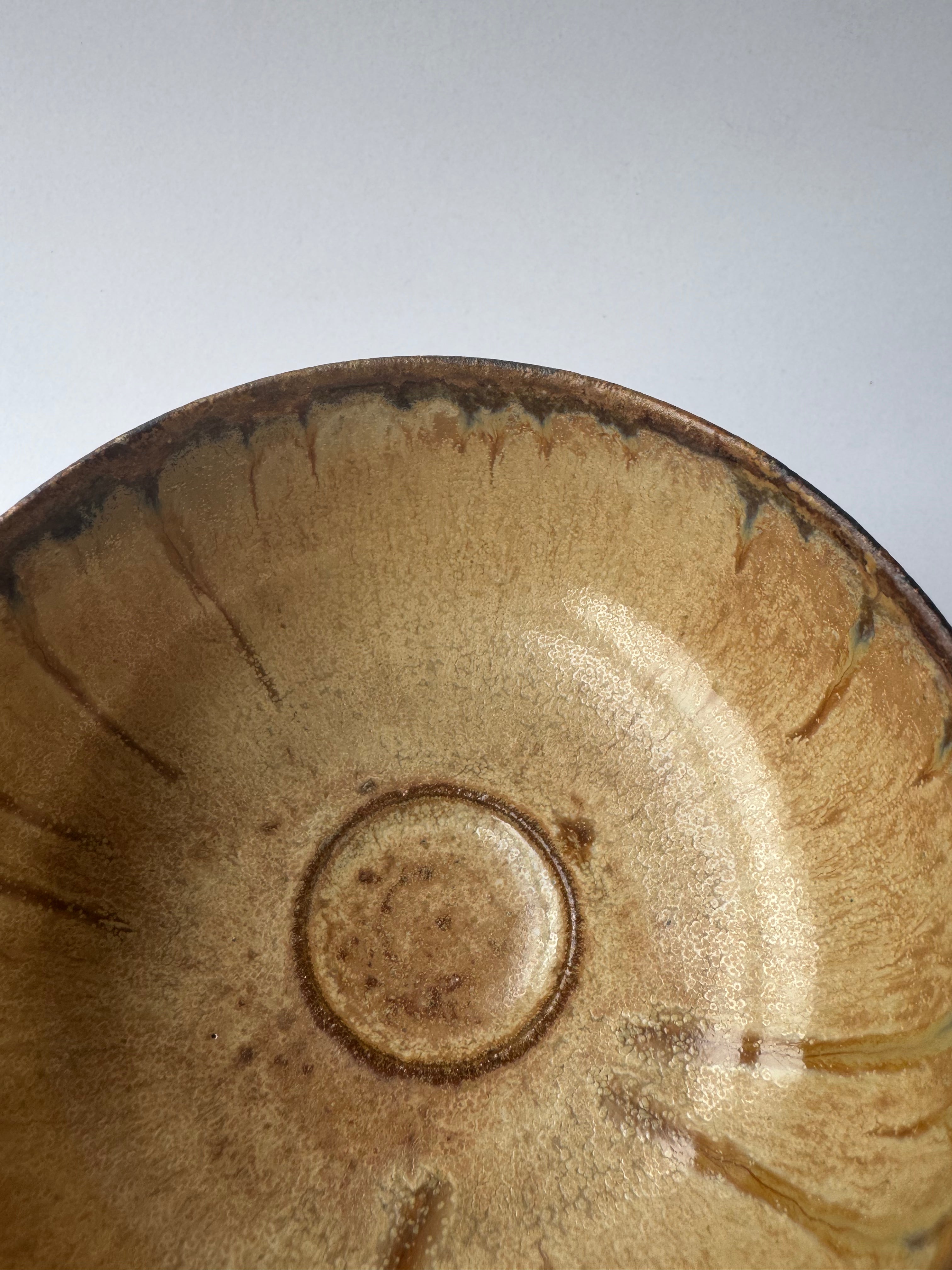 Shigaraki Chawan – Handcrafted Japanese Wabi-Sabi Tea Bowl