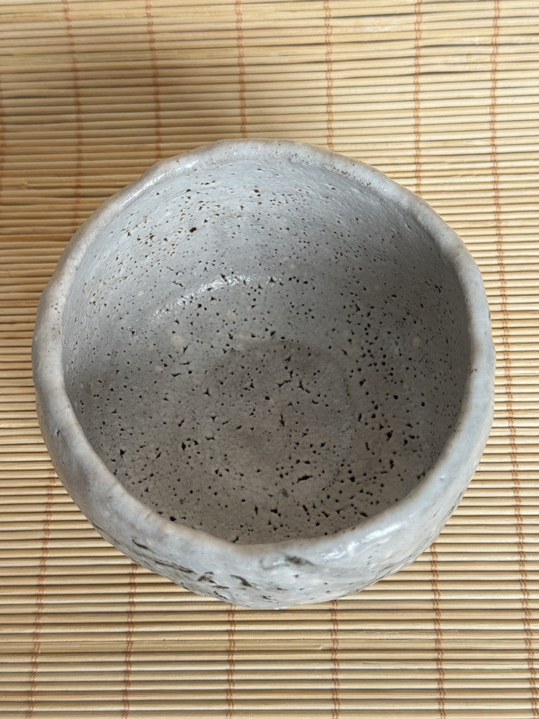 Nezumi Shino Chawan Tea Bowl | Showa Studio | Gray Iron-Wash Glaze | Mino Tradition