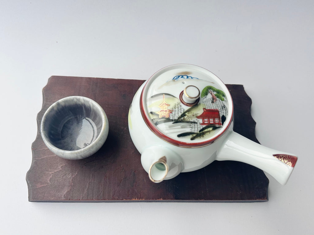 Vintage Kutani Porcelain Teapot – Hand-Painted Japanese Landscape, White Glaze Kyusu