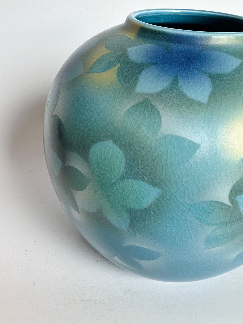 Kutani Vase Blue Hydrangea Ajisai Ginsai Silver Glaze Monochrome Japanese Porcelain Globe Form Showa Studio Ceramics Collector