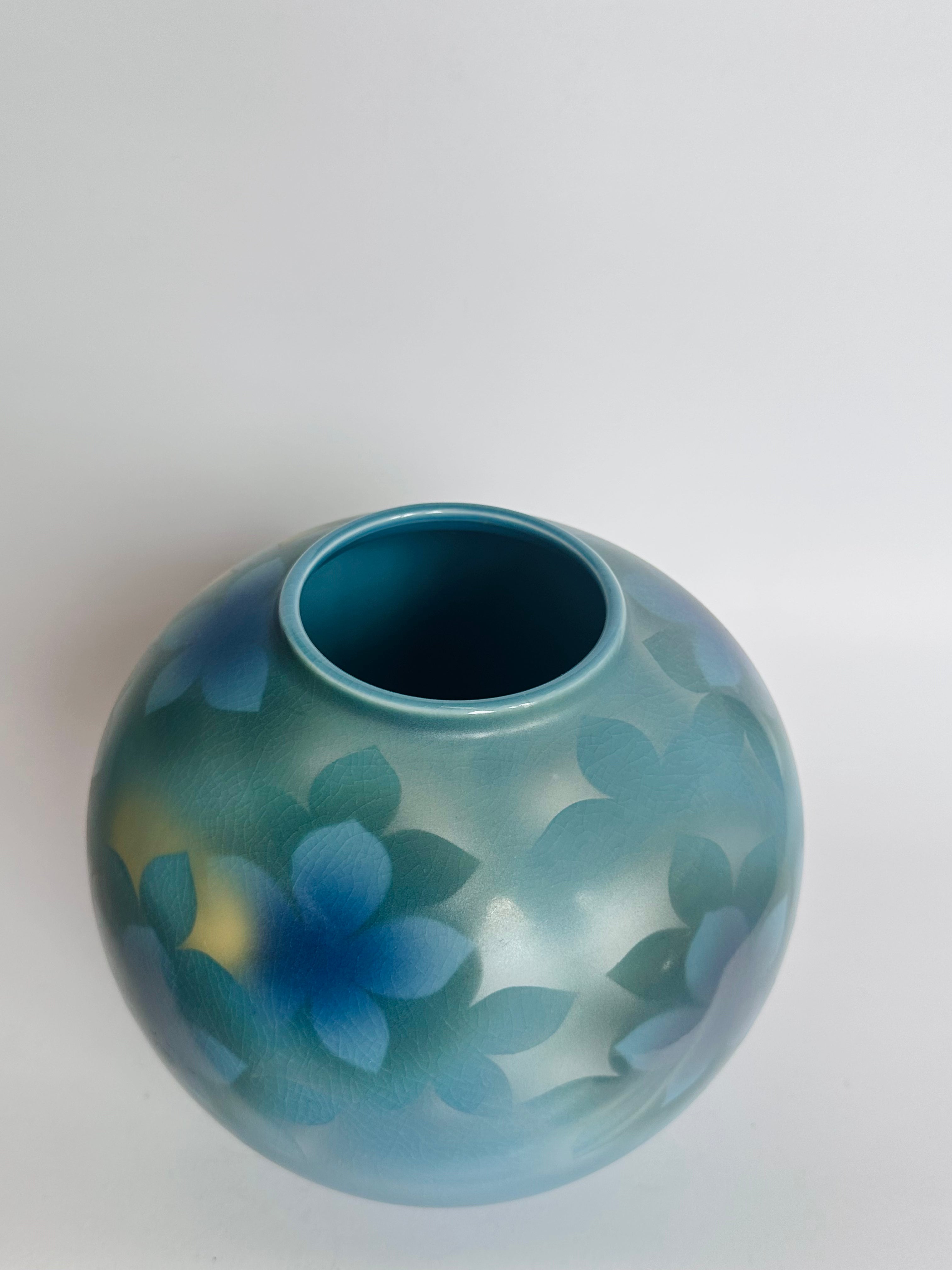 Kutani Vase Blue Hydrangea Ajisai Ginsai Silver Glaze Monochrome Japanese Porcelain Globe Form Showa Studio Ceramics Collector