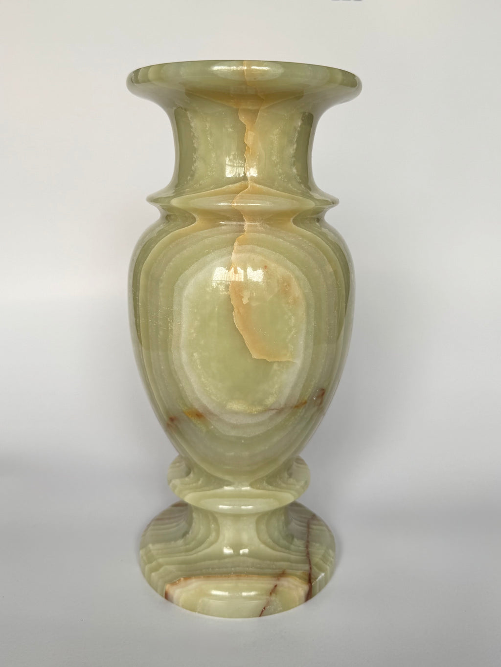 Natural Onyx Stone Vase – Hand-Carved Pakistani Onyx with Unique Marble-Like Veins
