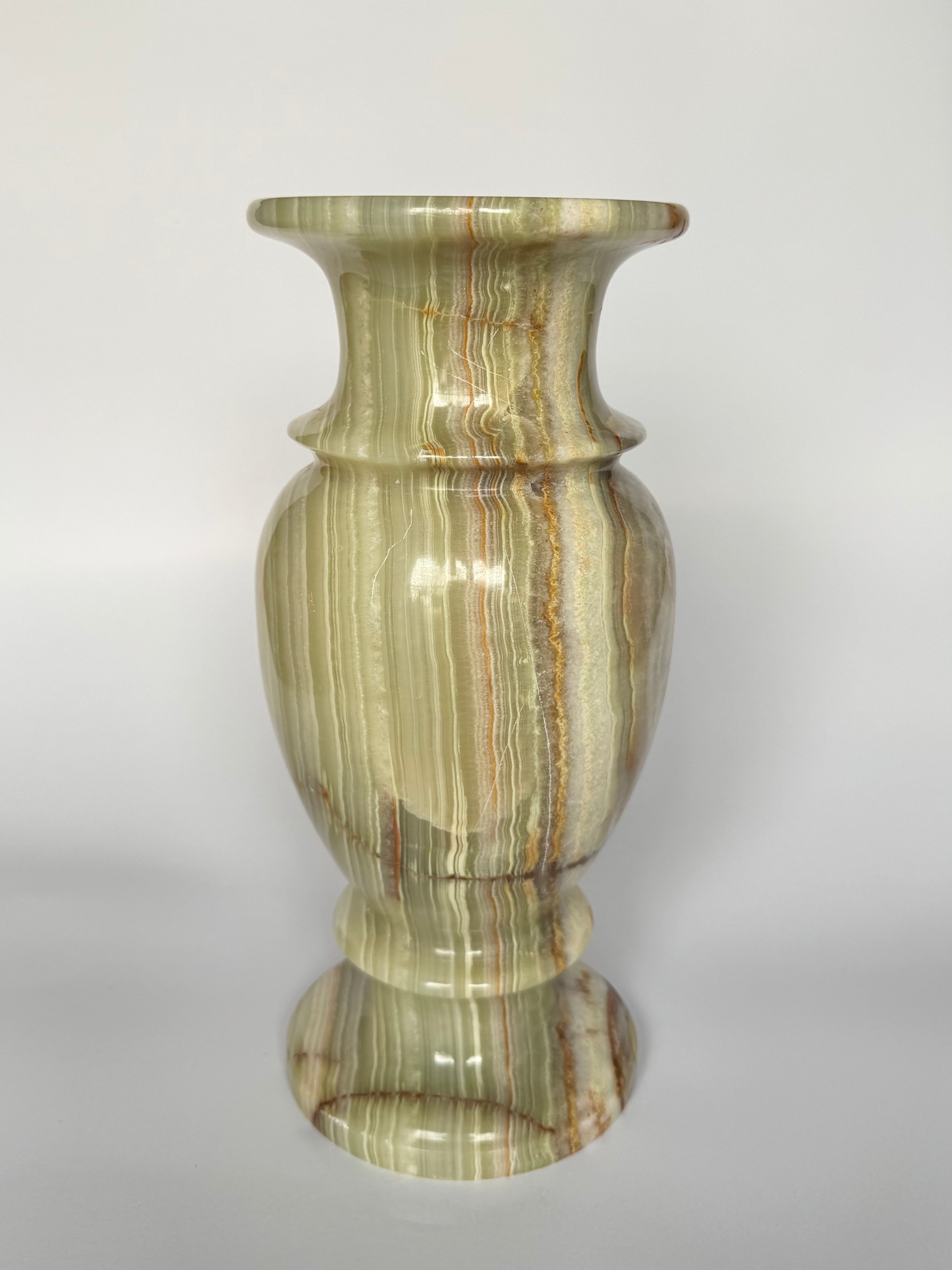 Natural Onyx Stone Vase – Hand-Carved Pakistani Onyx with Unique Marble-Like Veins