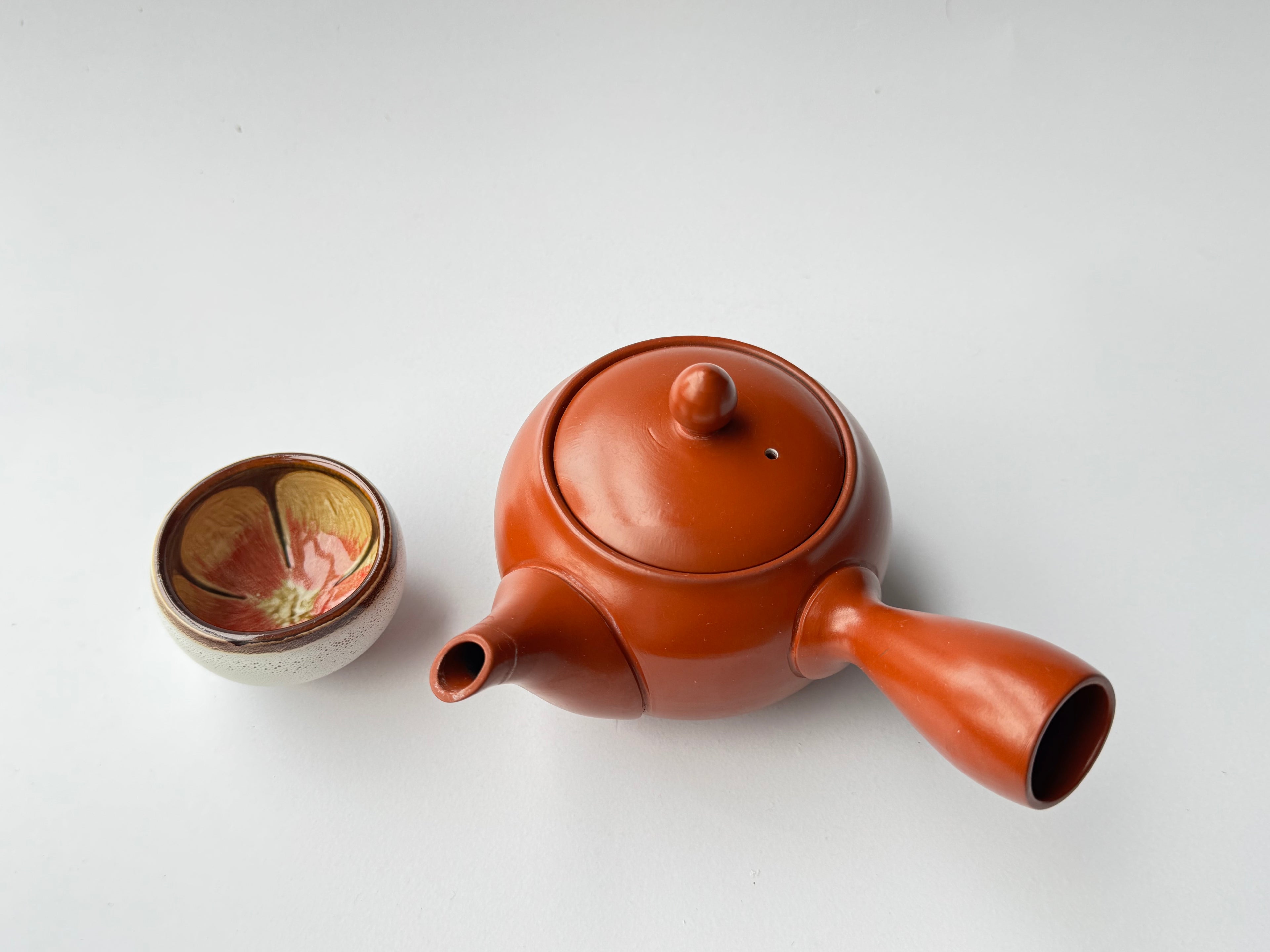 Vintage Tokoname Kyusu Teapot – Hand-Carved Peony Motif, Red Clay, Japanese Green Tea Pot