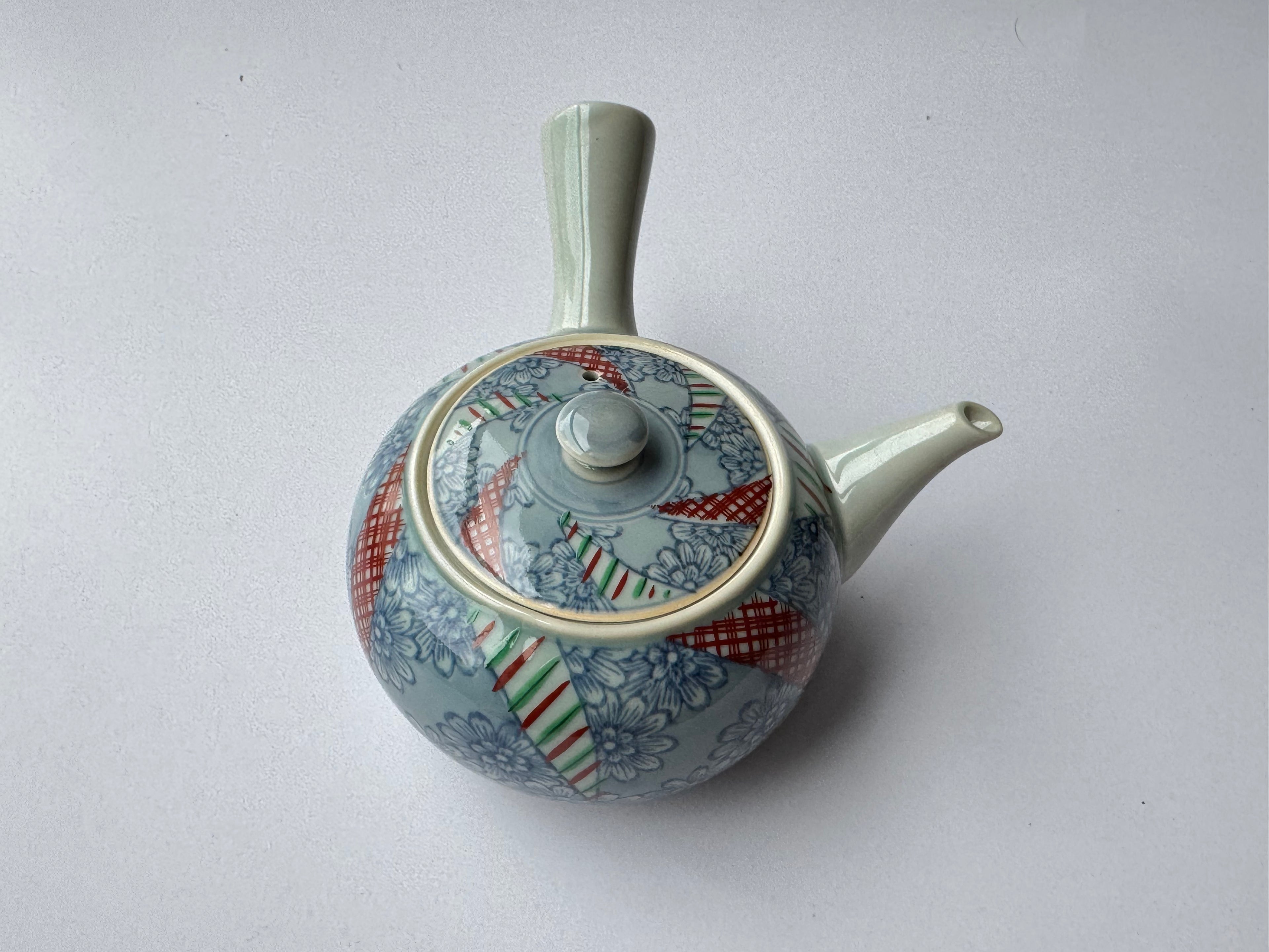 Vintage Arita Porcelain Teapot – Blue & Red Hand-Painted Design, Ceramic Filter Kyusu