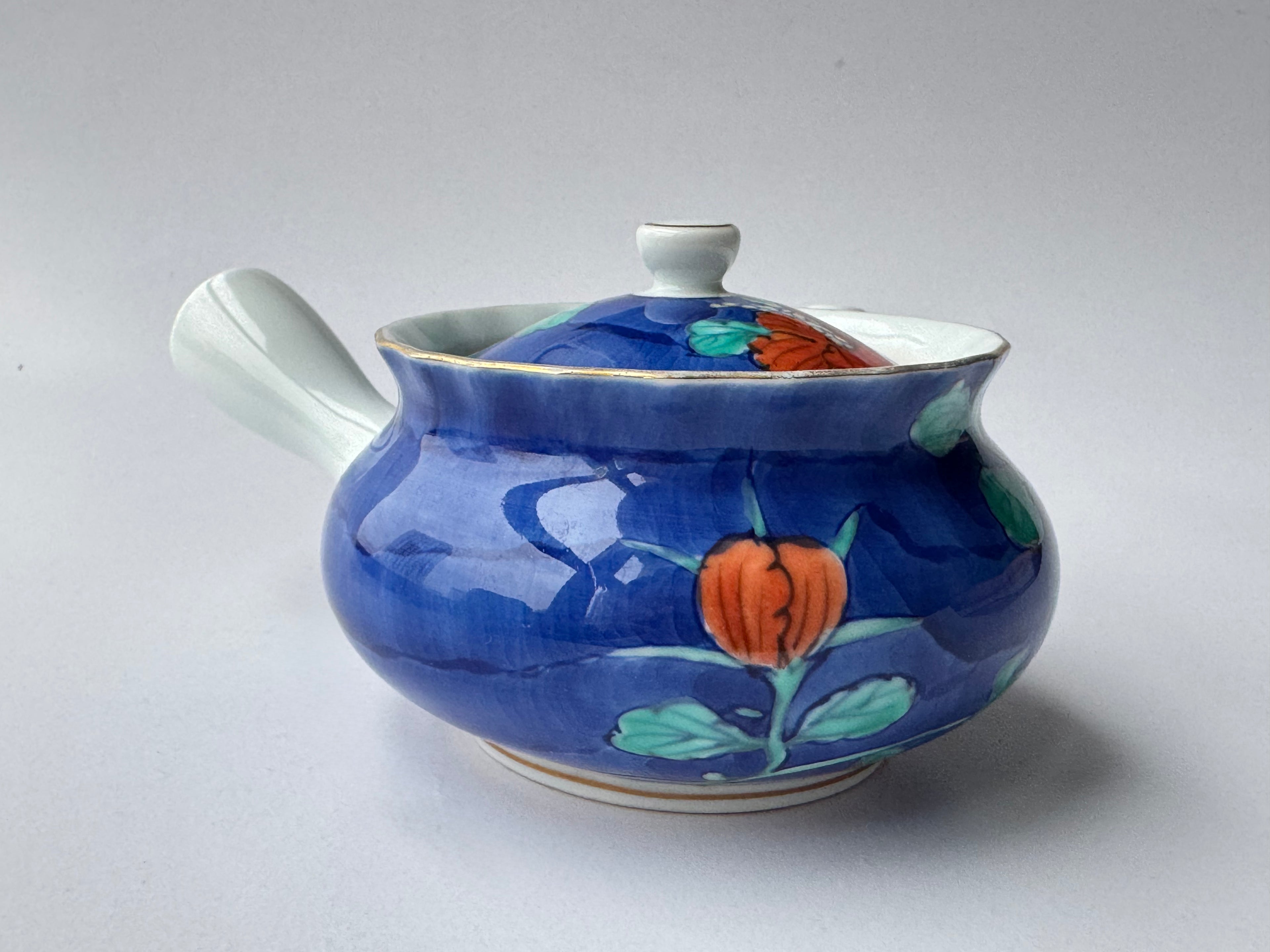 Vintage Arita Porcelain Teapot – Hand-Painted Floral Design, Blue Glaze Kyusu