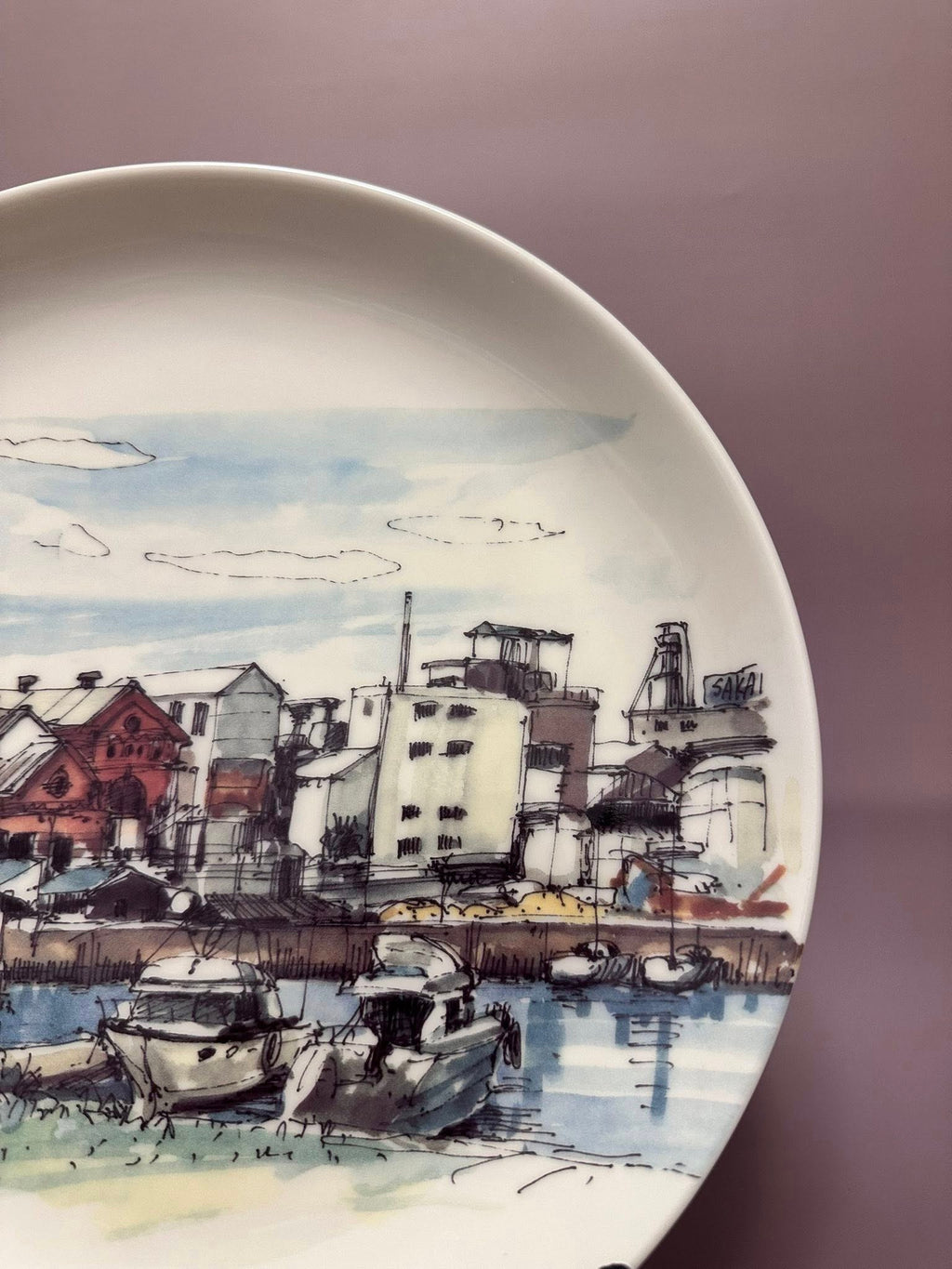 “Sakai Factory Panorama Plate – Hand-Painted Japanese Ceramic Art (1993)”