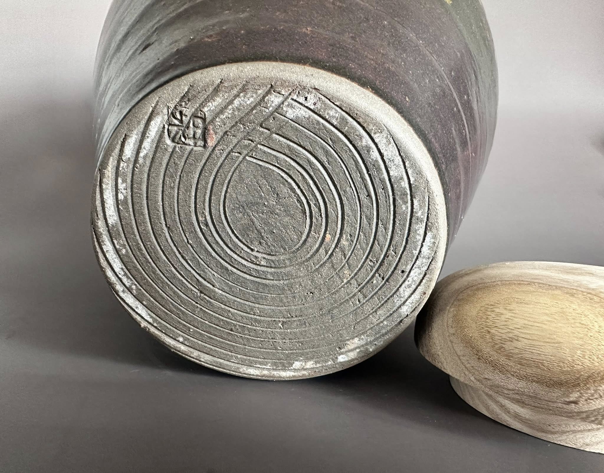 Authentic Tamba Tachikui-yaki Ceramic Vase – Handcrafted Japanese Pottery, Wabi-Sabi Décor, Traditional Kutani Art