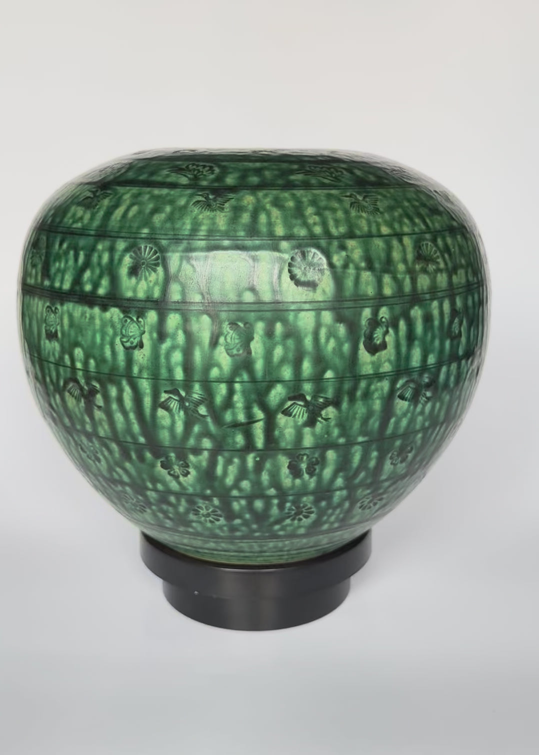 Japanese Wabi-Sabi Green Glaze Vase - Handmade Pottery with Natural Drip Patterns & Chrysanthemum Motif
