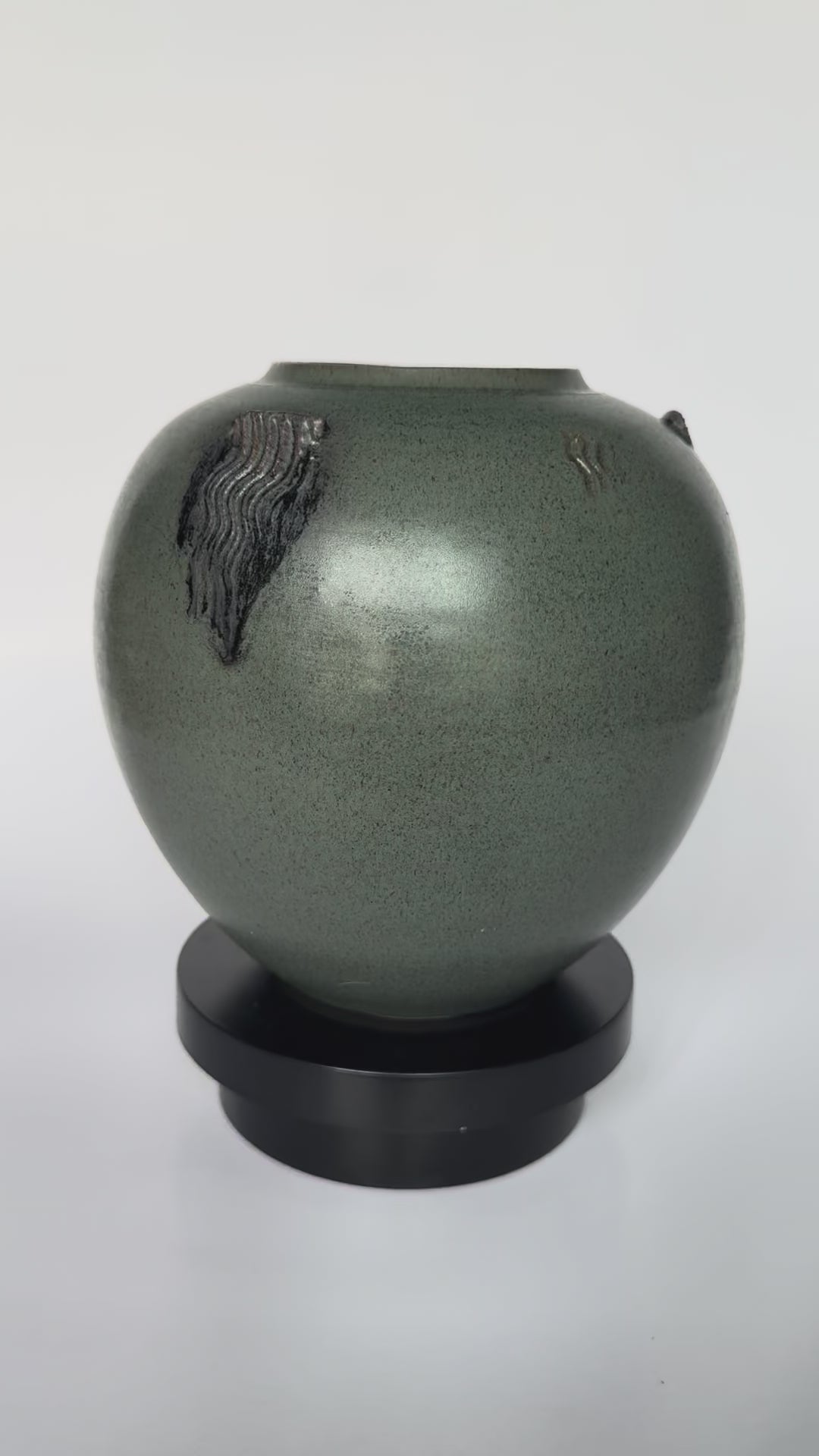 Small Green Ceramic Vase – Handmade Artistic Pottery with Freeform Brushwork