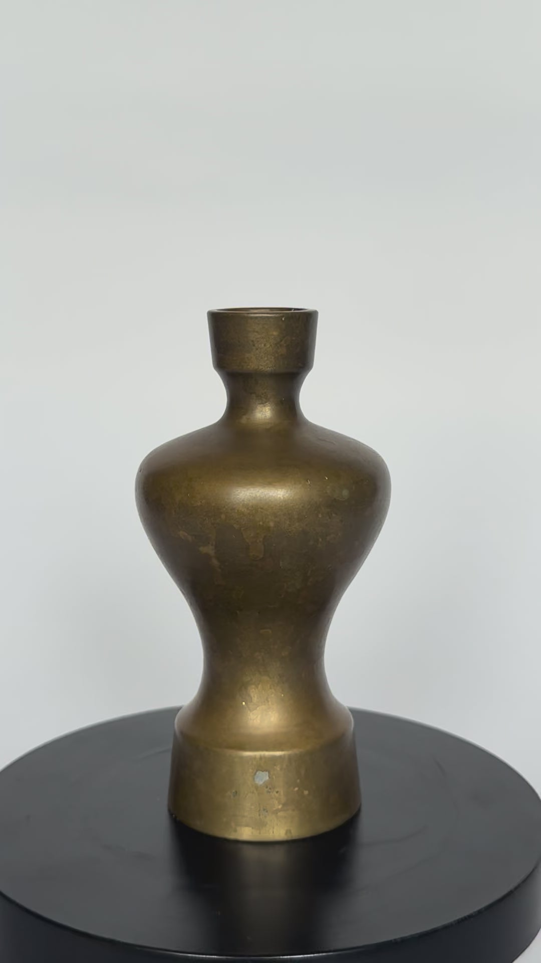 Japanese Bronze Buddhist Flower Vase – Minimalist Hana-ire for Altar & Zen Spaces