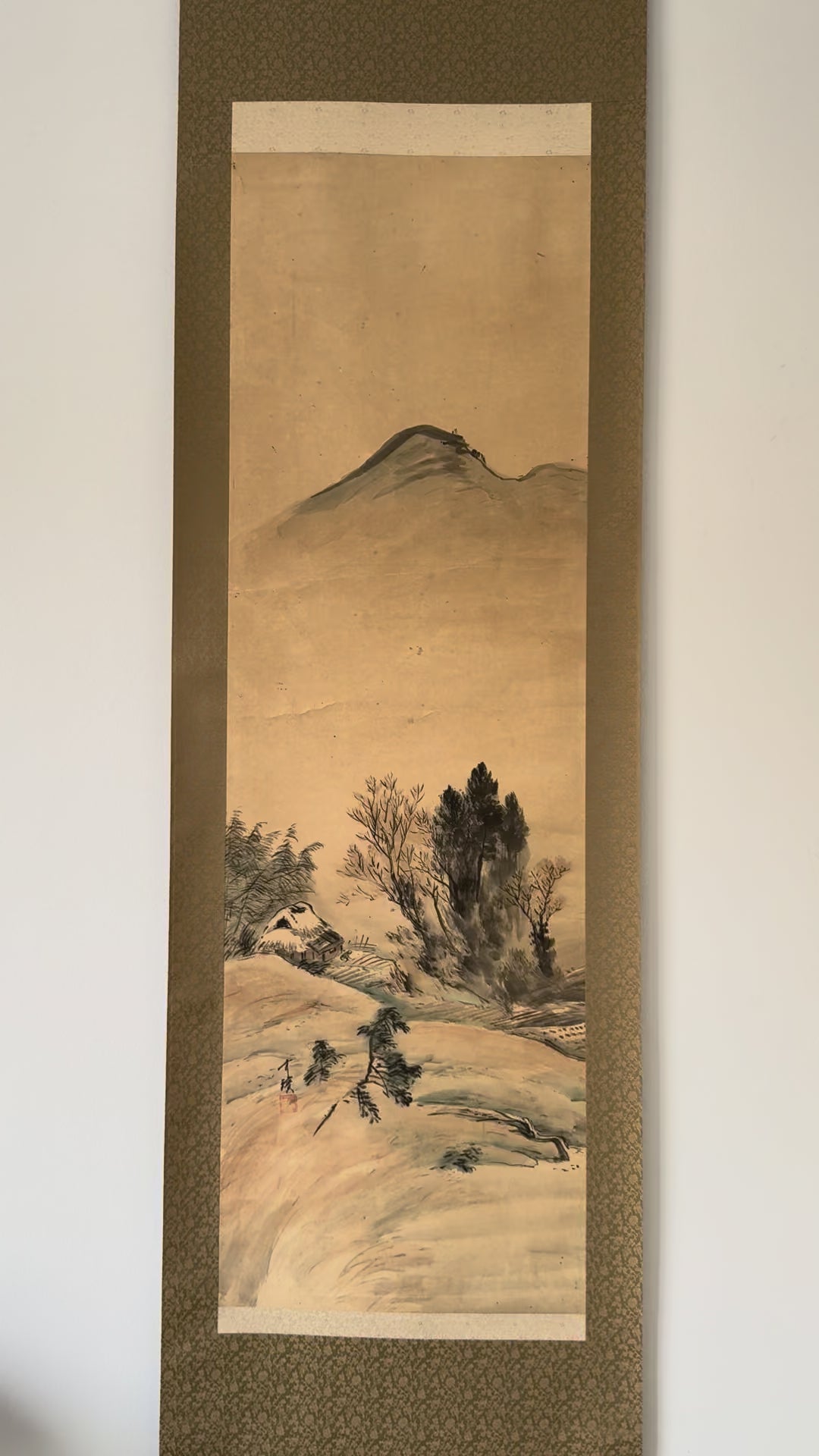 Vintage Japanese Landscape Kakemono Scroll – Misty Mountain Village Ink Painting – Traditional Sansui Wall Art