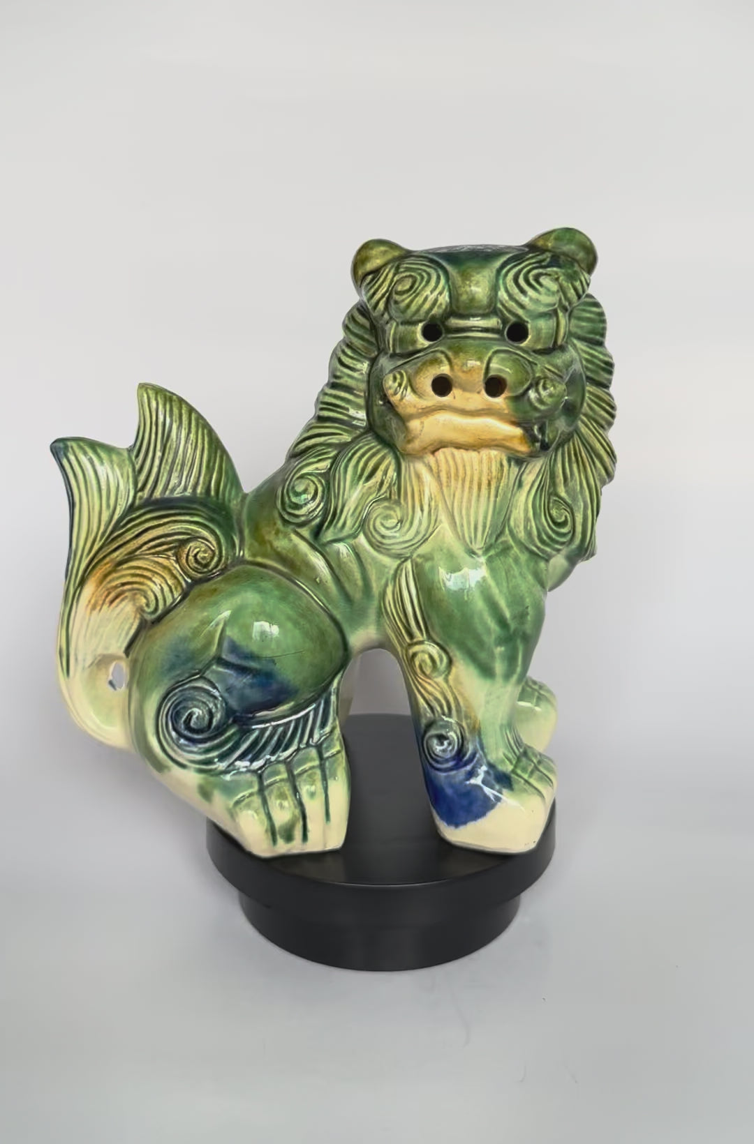 Japanese Tsuboya Shisa Lion Pair – Handcrafted Okinawan Guardian Ceramics – Feng Shui Decor