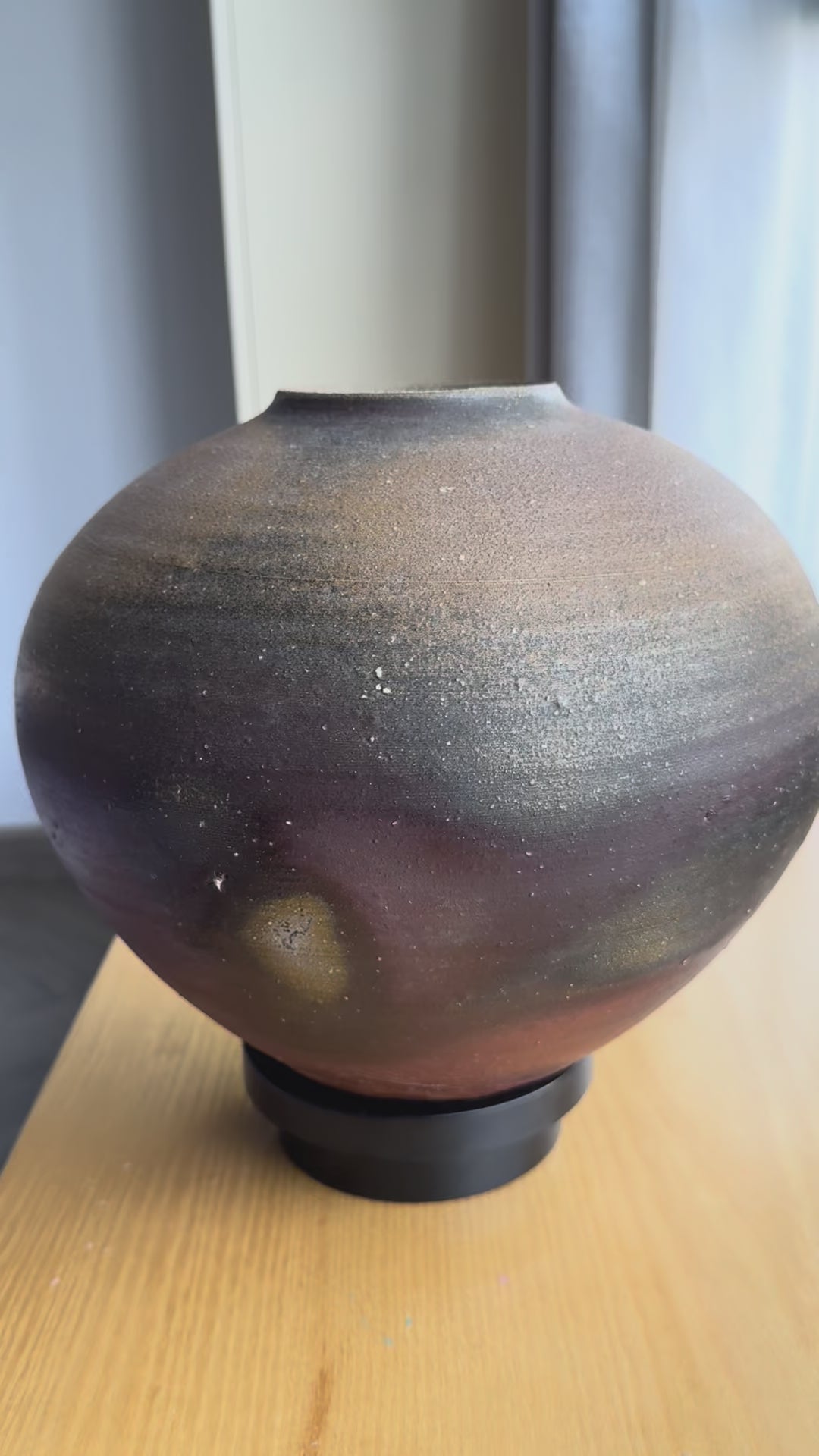 Large Japanese Bizen Ware Vase | Natural Ash Glaze & Wood-Fired Surface
