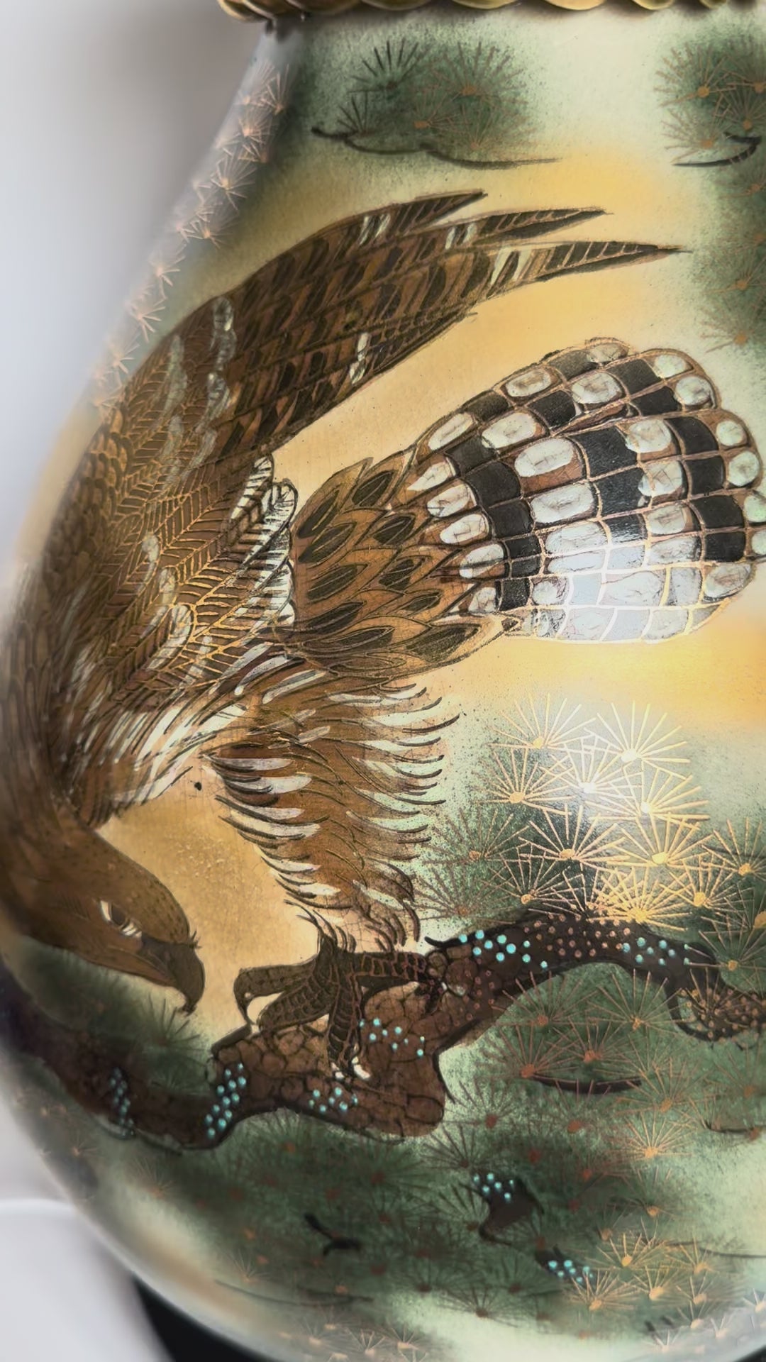 Vintage Meiji Satsuma Vase – Eagle & Pagoda Landscape, Rope-Neck Bag Form, Hand-Painted Gold