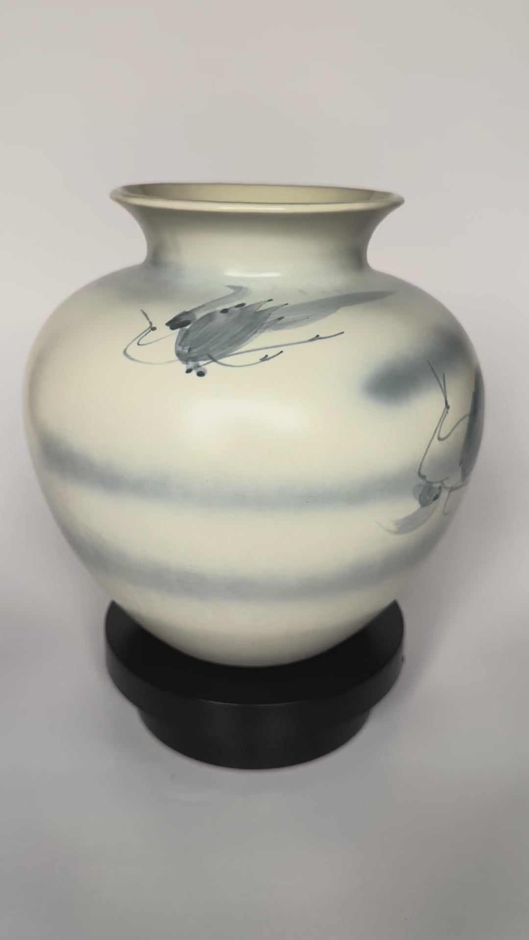 Minimalist White Ceramic Vase – Hand-Painted Gray Floral Design