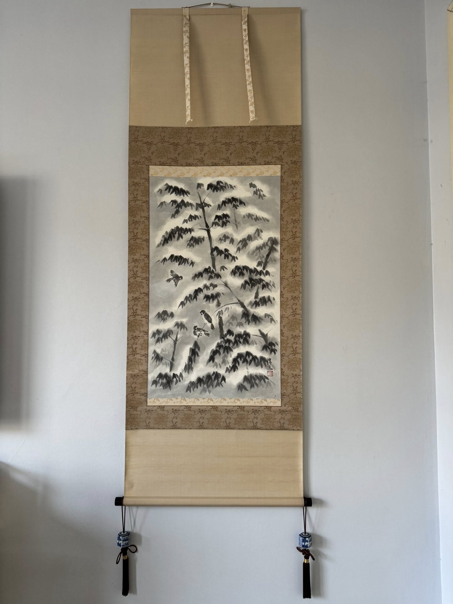 Japanese Ink Scroll Painting – Birds & Bamboo in Snow | Hand-Painted Sumi-e Kakemono